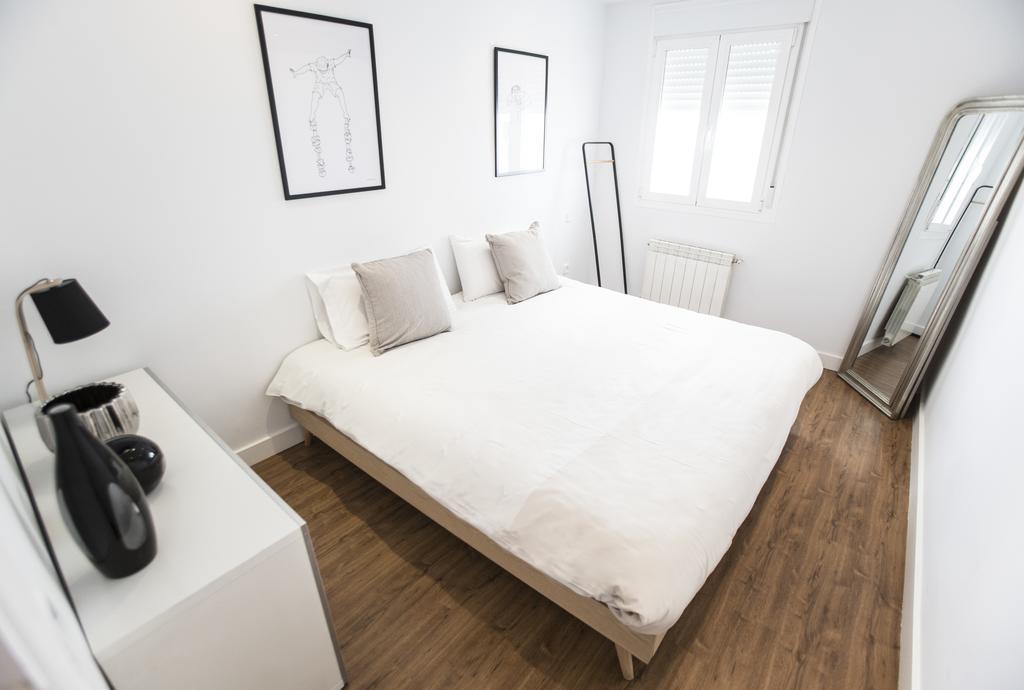 Alterhome Malasana II Madrid Exteriör bild